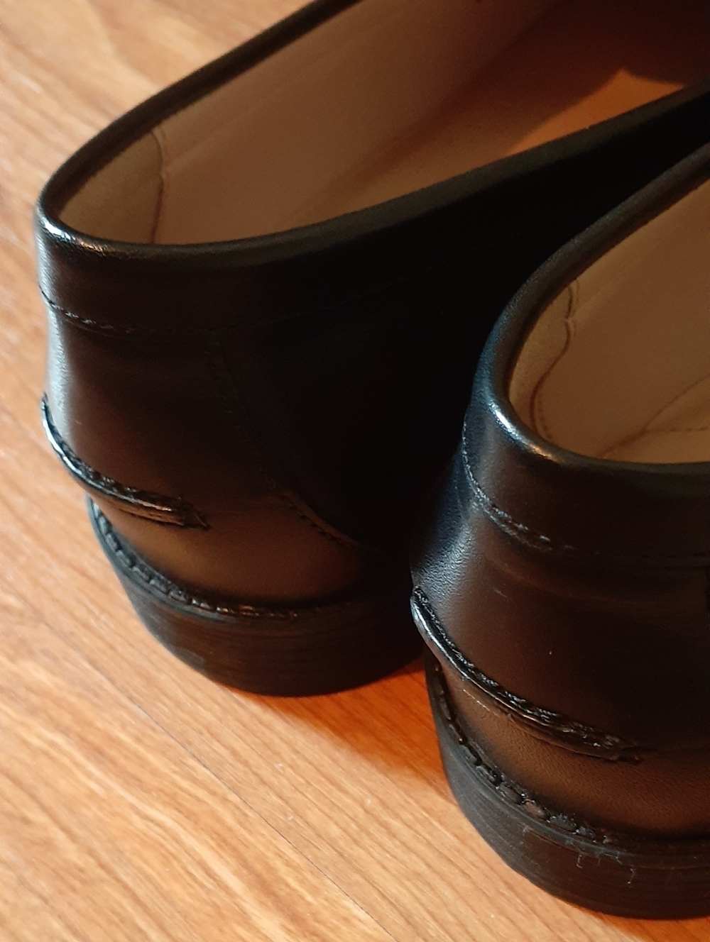 Cole Haan Black Studded Leather Loafers. Size 7.5. Excellent Condition - Picture 4 of 6
